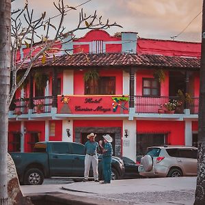 Hotel Ciudad Blanca